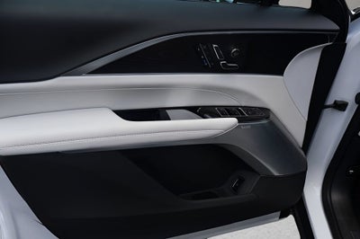 2026 Cadillac LYRIQ Premium Luxury
