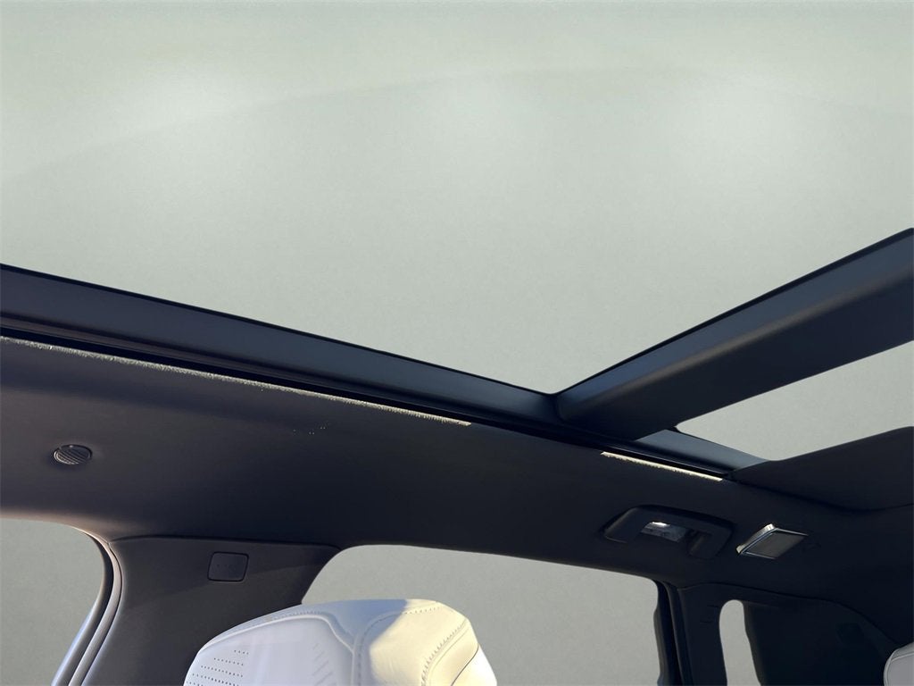 2026 Cadillac LYRIQ Premium Luxury