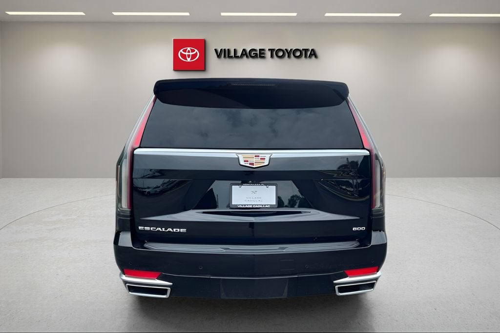 2022 Cadillac Escalade Premium Luxury