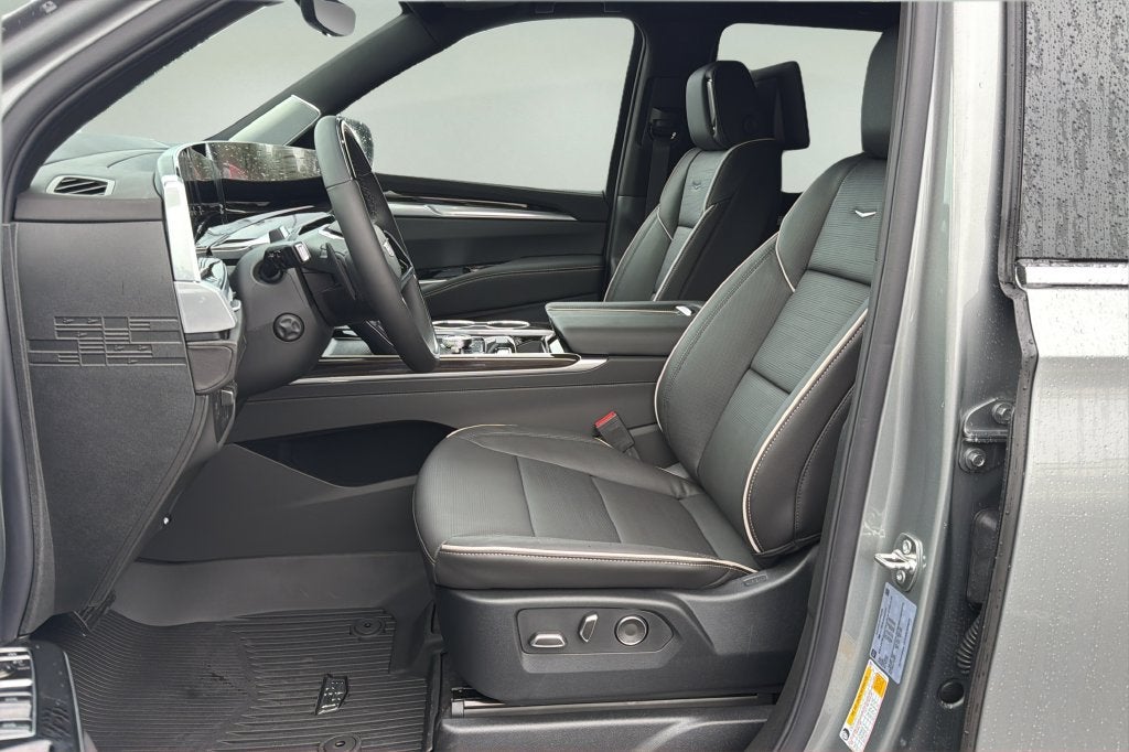 2027 Cadillac Escalade Luxury