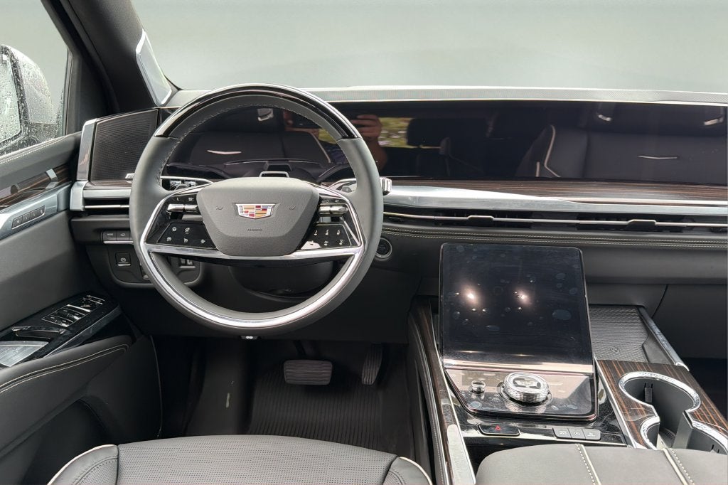 2027 Cadillac Escalade Luxury