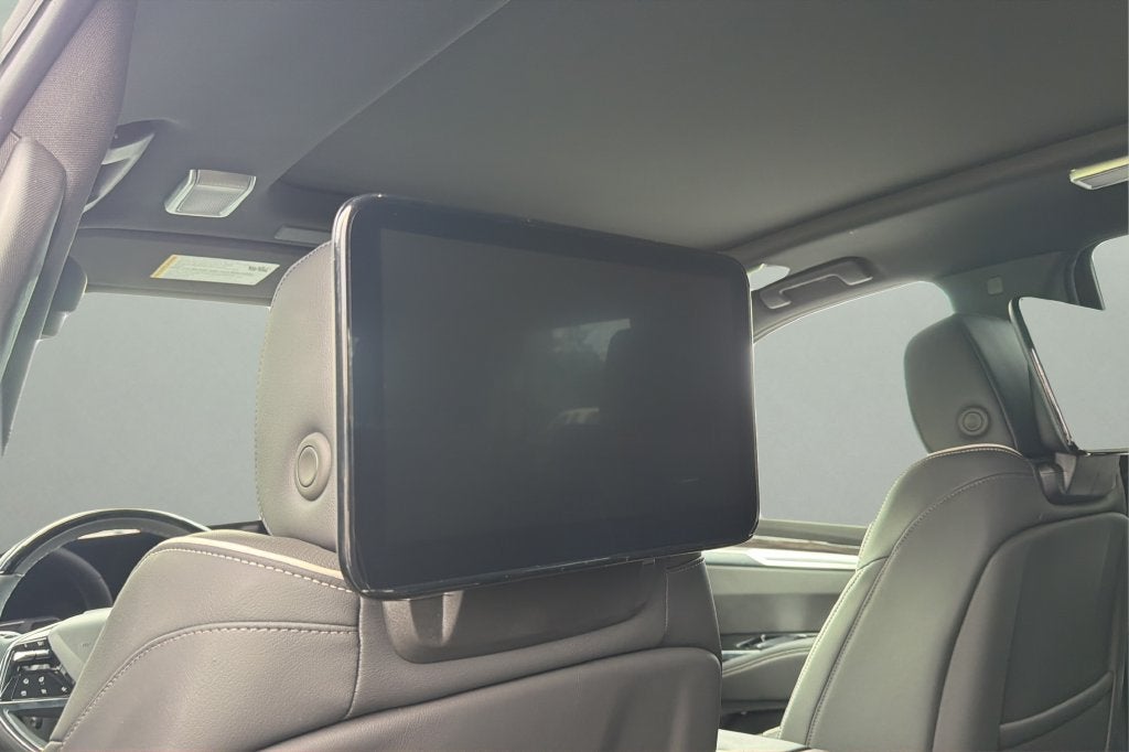2027 Cadillac Escalade Luxury