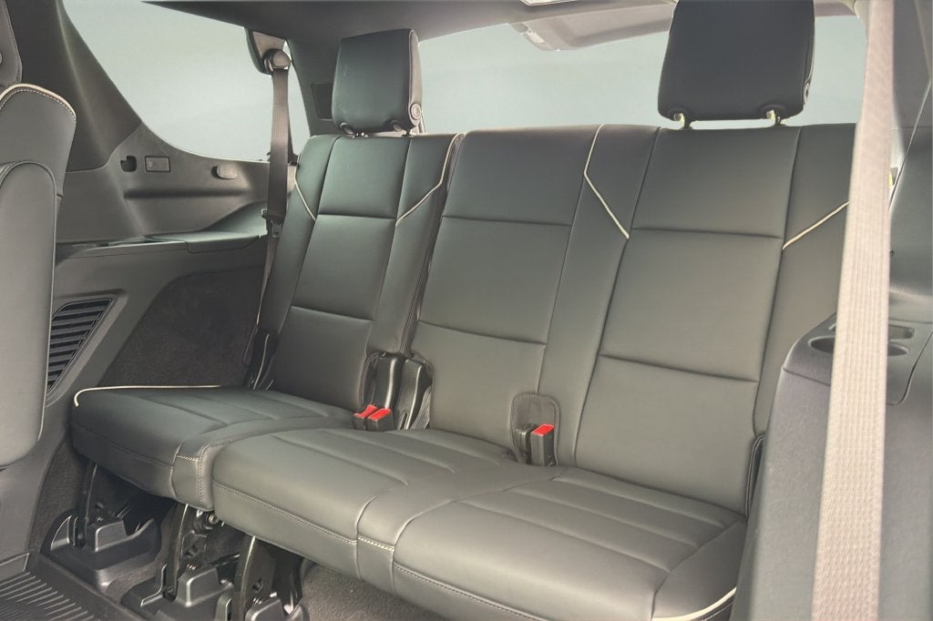 2027 Cadillac Escalade Luxury