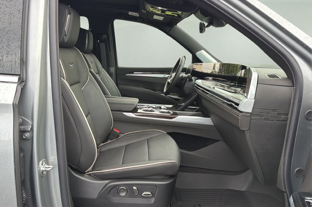 2027 Cadillac Escalade Luxury