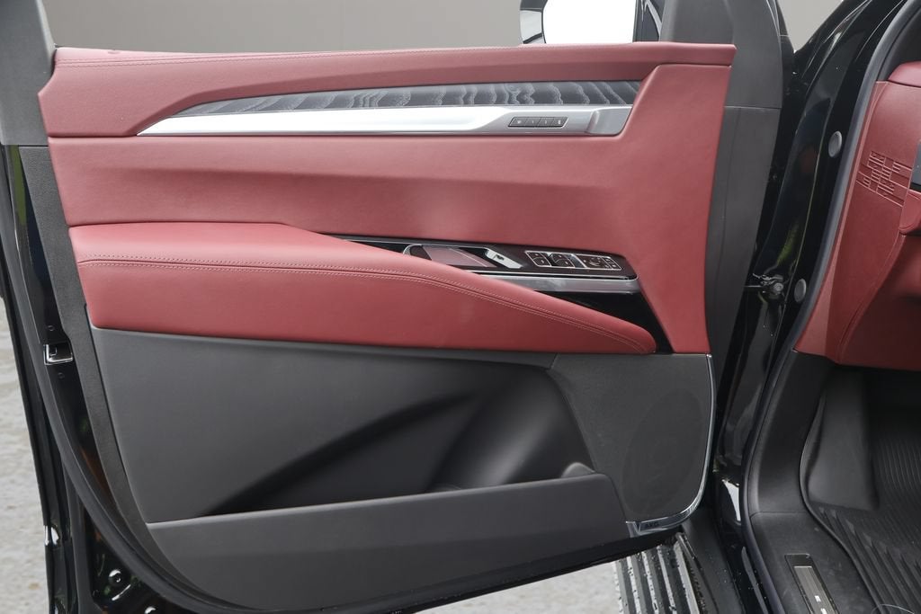 2026 Cadillac Escalade ESV Luxury