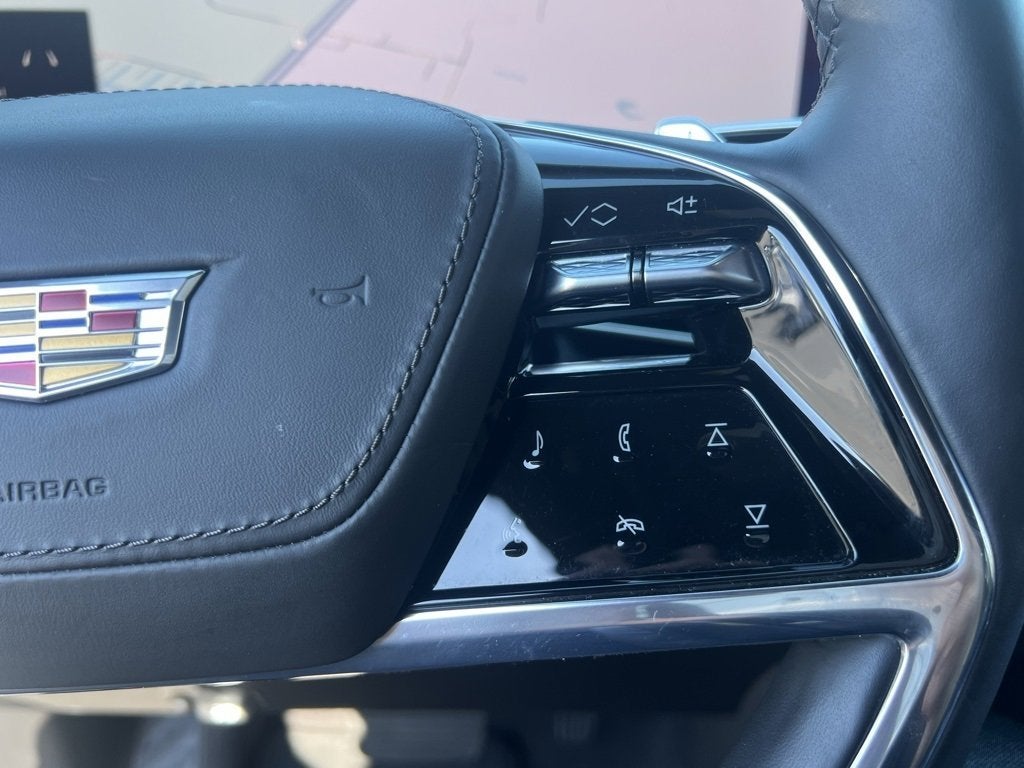 2025 Cadillac Escalade Sport Platinum