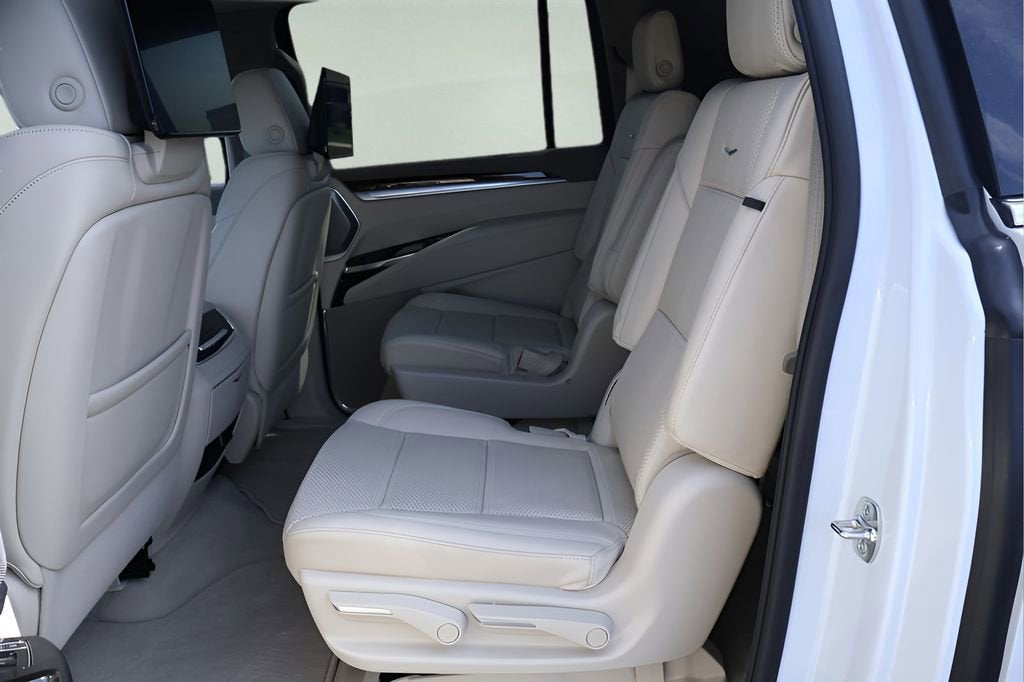 2026 Cadillac Escalade ESV Platinum Luxury