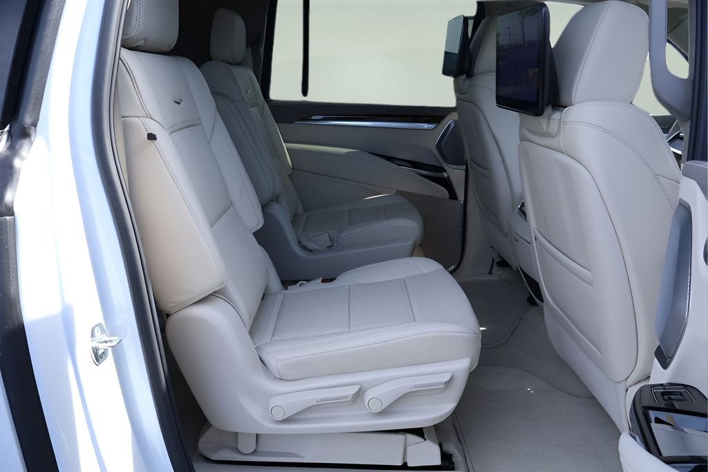 2026 Cadillac Escalade ESV Platinum Luxury