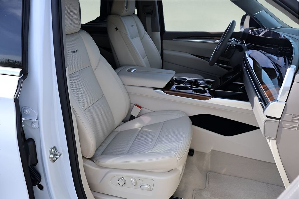 2026 Cadillac Escalade ESV Platinum Luxury