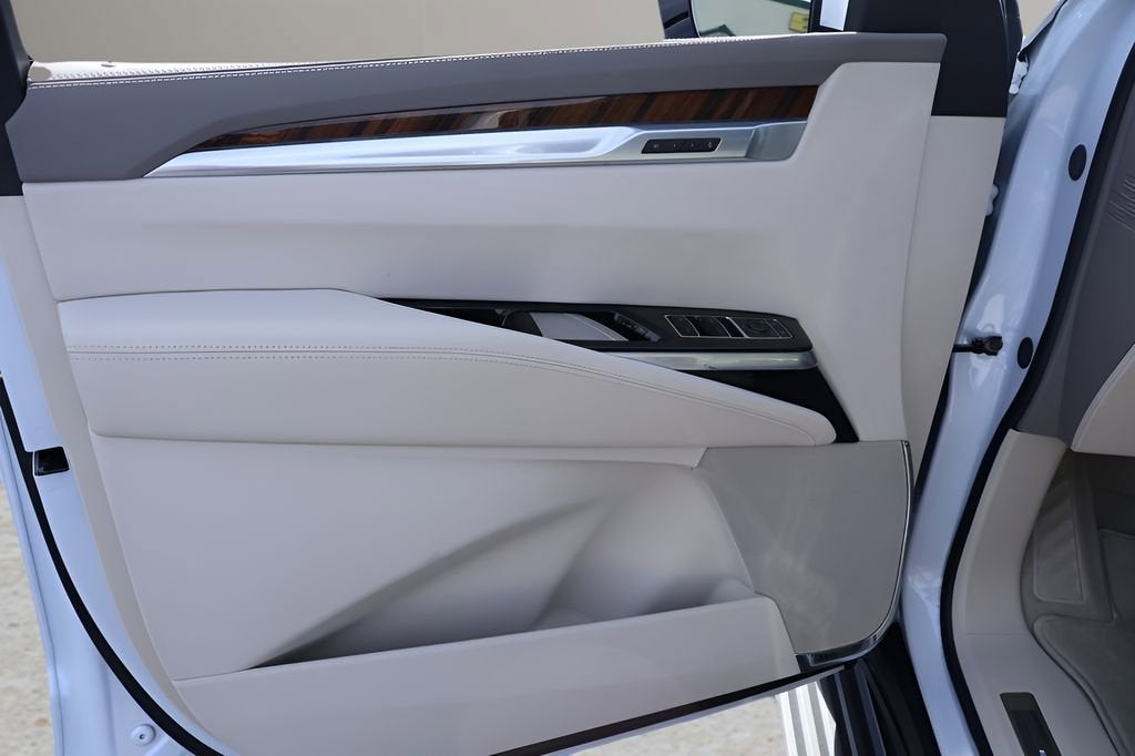 2026 Cadillac Escalade ESV Platinum Luxury