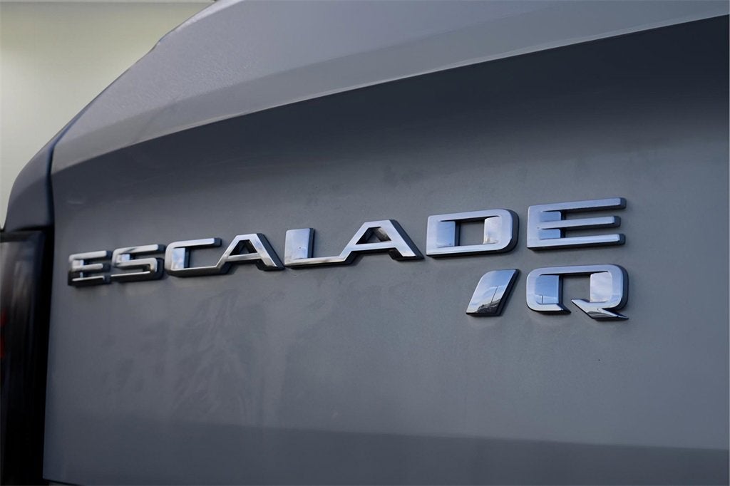 2025 Cadillac ESCALADE IQ Luxury 2