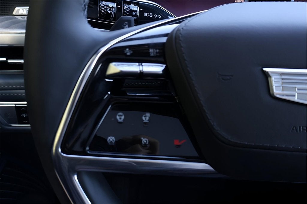 2025 Cadillac ESCALADE IQ Luxury 2