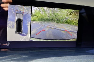 2025 Cadillac ESCALADE IQ Luxury 2