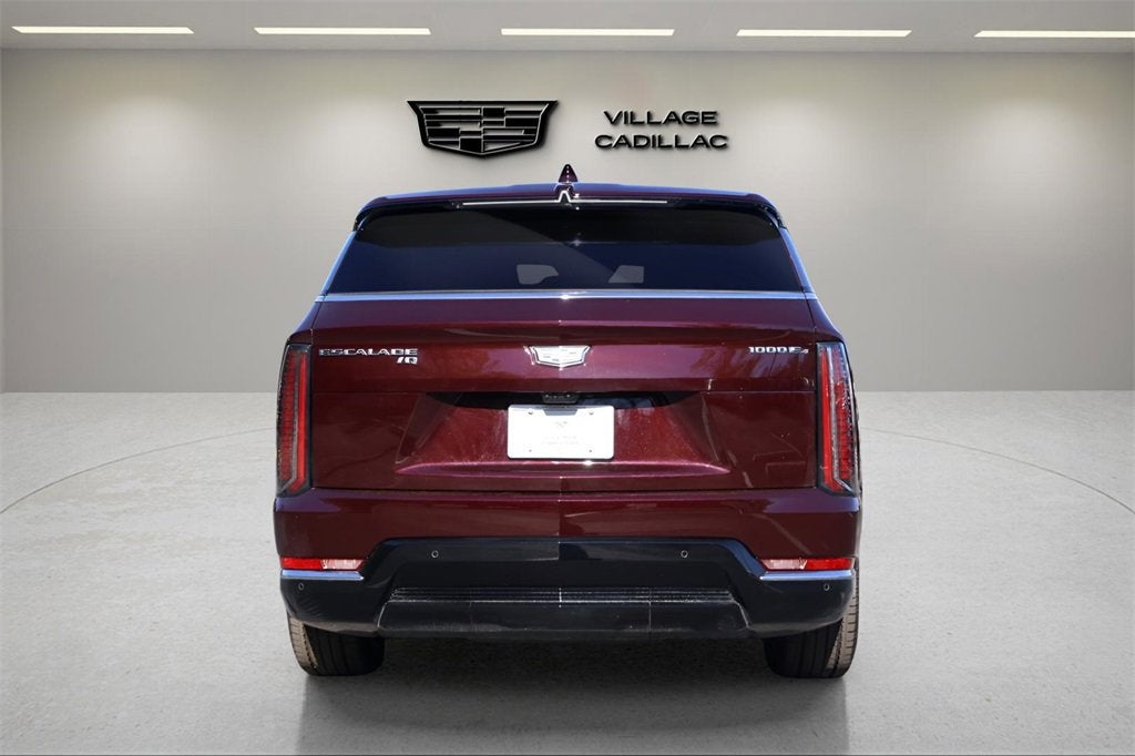 2025 Cadillac ESCALADE IQ Luxury 2