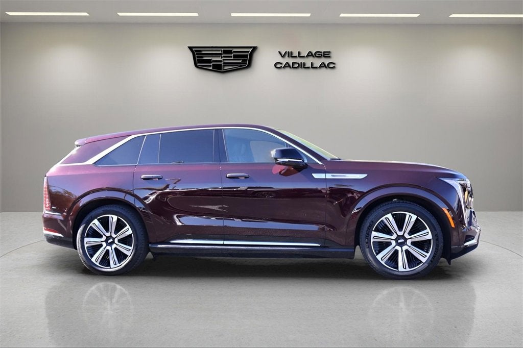 2025 Cadillac ESCALADE IQ Luxury 2