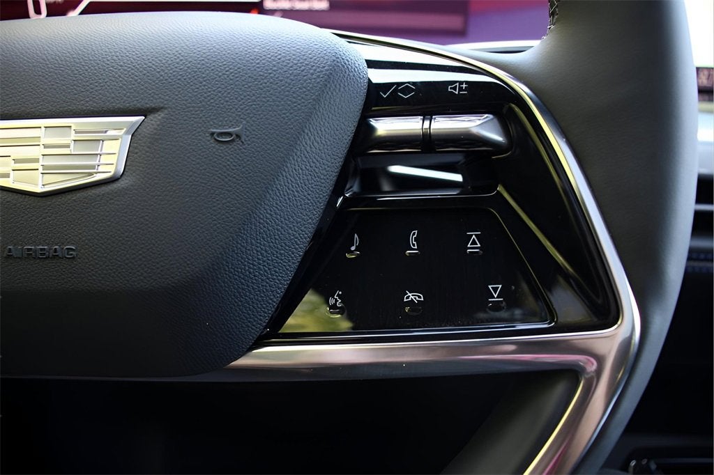 2025 Cadillac ESCALADE IQ Sport 1