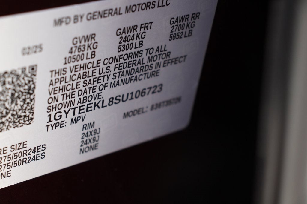 2025 Cadillac ESCALADE IQ Sport 1