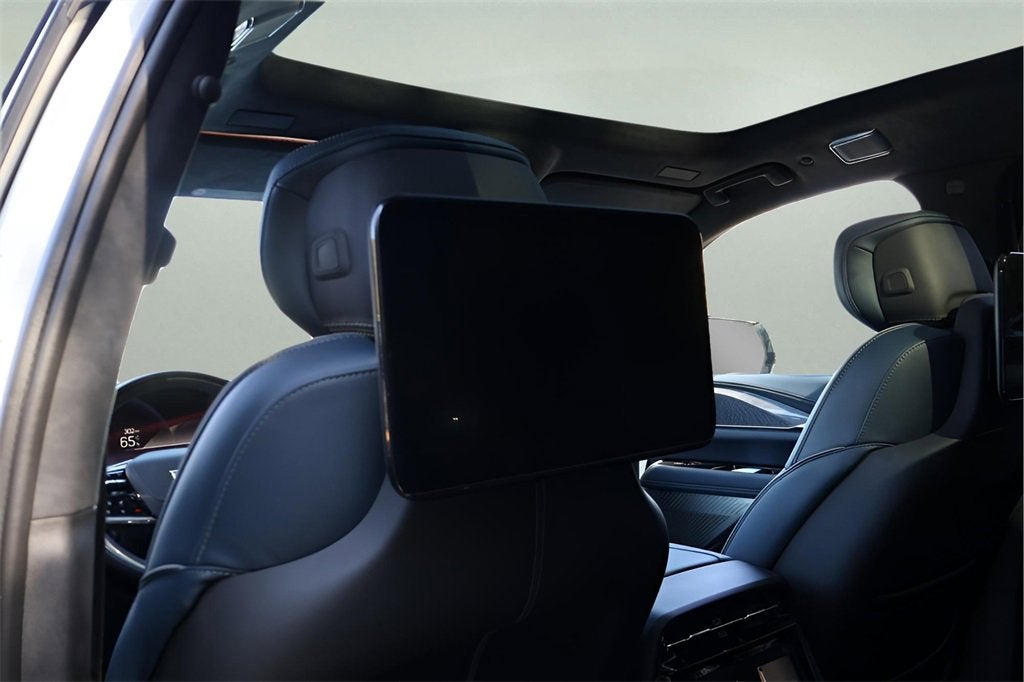 2025 Cadillac ESCALADE IQ Sport 2