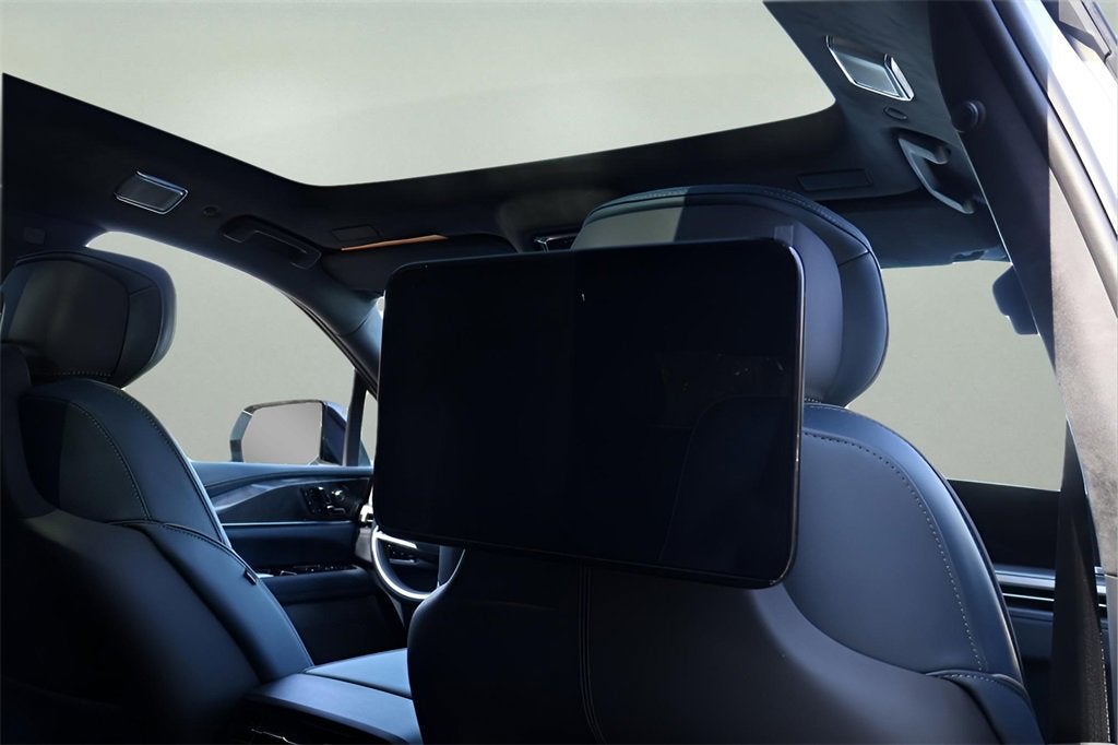 2025 Cadillac ESCALADE IQ Sport 2