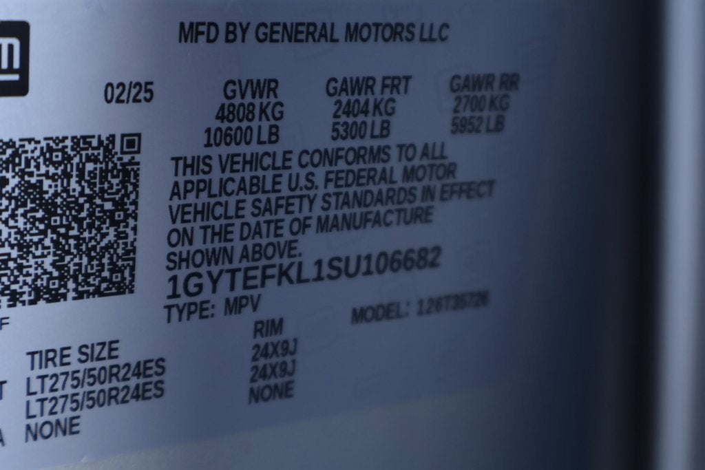 2025 Cadillac ESCALADE IQ Sport 2