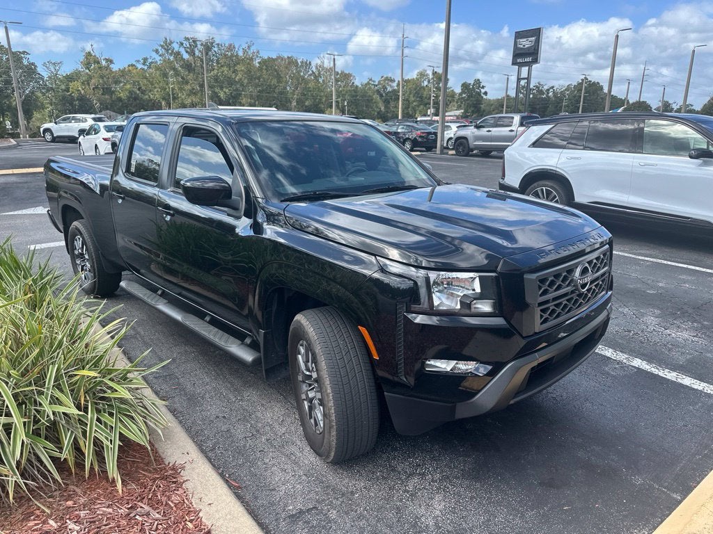 2022 Nissan Frontier SV
