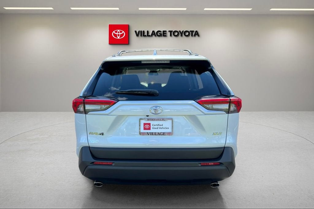 2025 Toyota RAV4 XLE Premium
