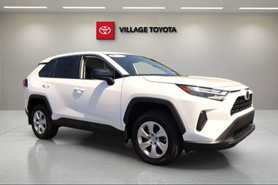 2025 Toyota RAV4 LE