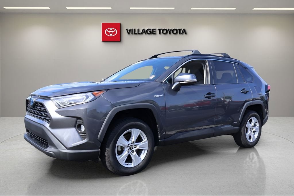 2021 Toyota RAV4 Hybrid XLE
