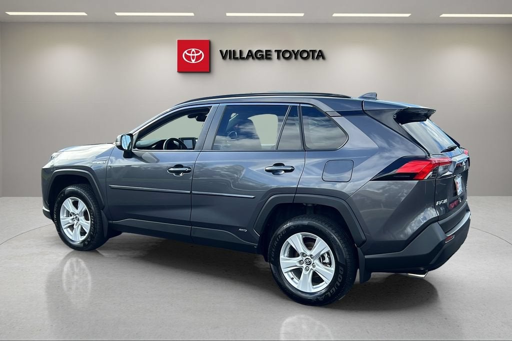 2020 Toyota RAV4 Hybrid XLE