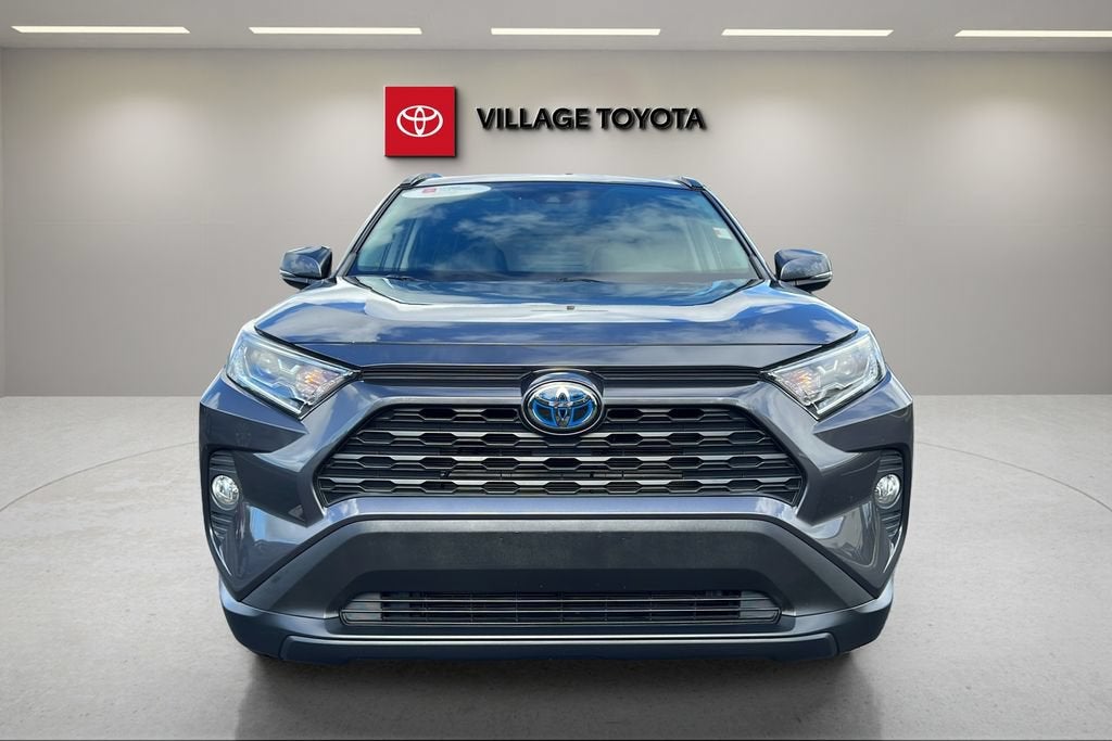 2020 Toyota RAV4 Hybrid XLE