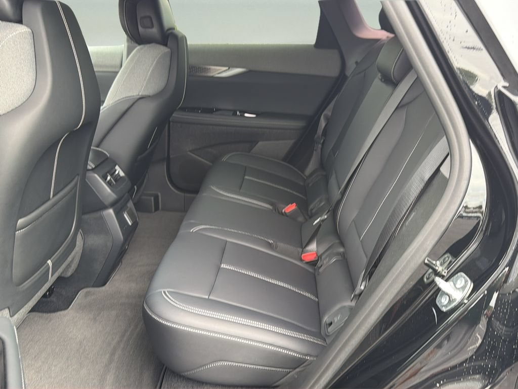 2027 Cadillac OPTIQ Luxury