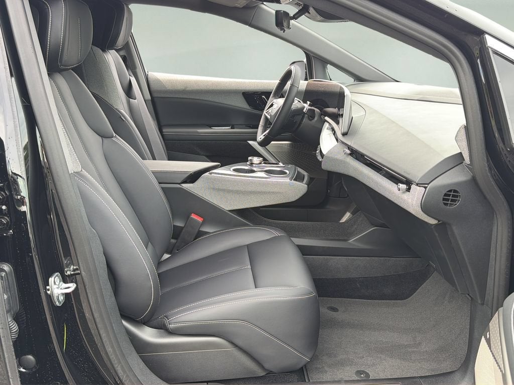 2027 Cadillac OPTIQ Luxury