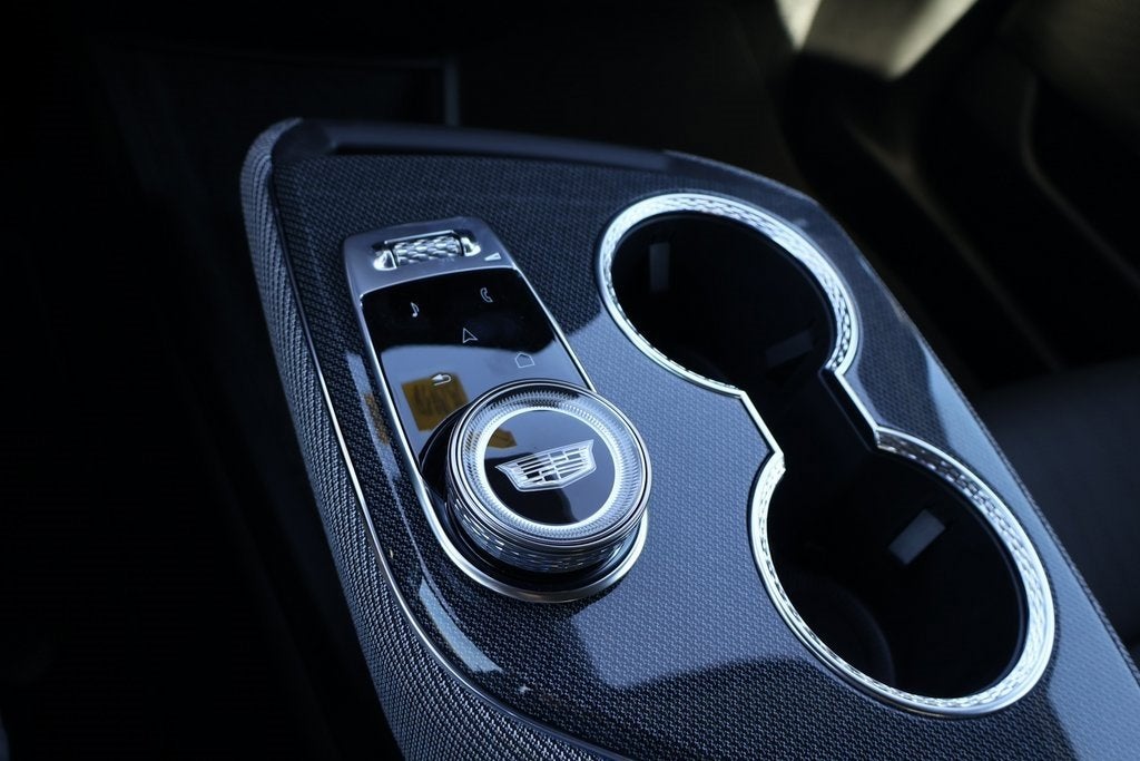 2026 Cadillac OPTIQ Premium Luxury