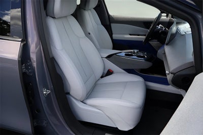 2025 Cadillac OPTIQ Luxury 2