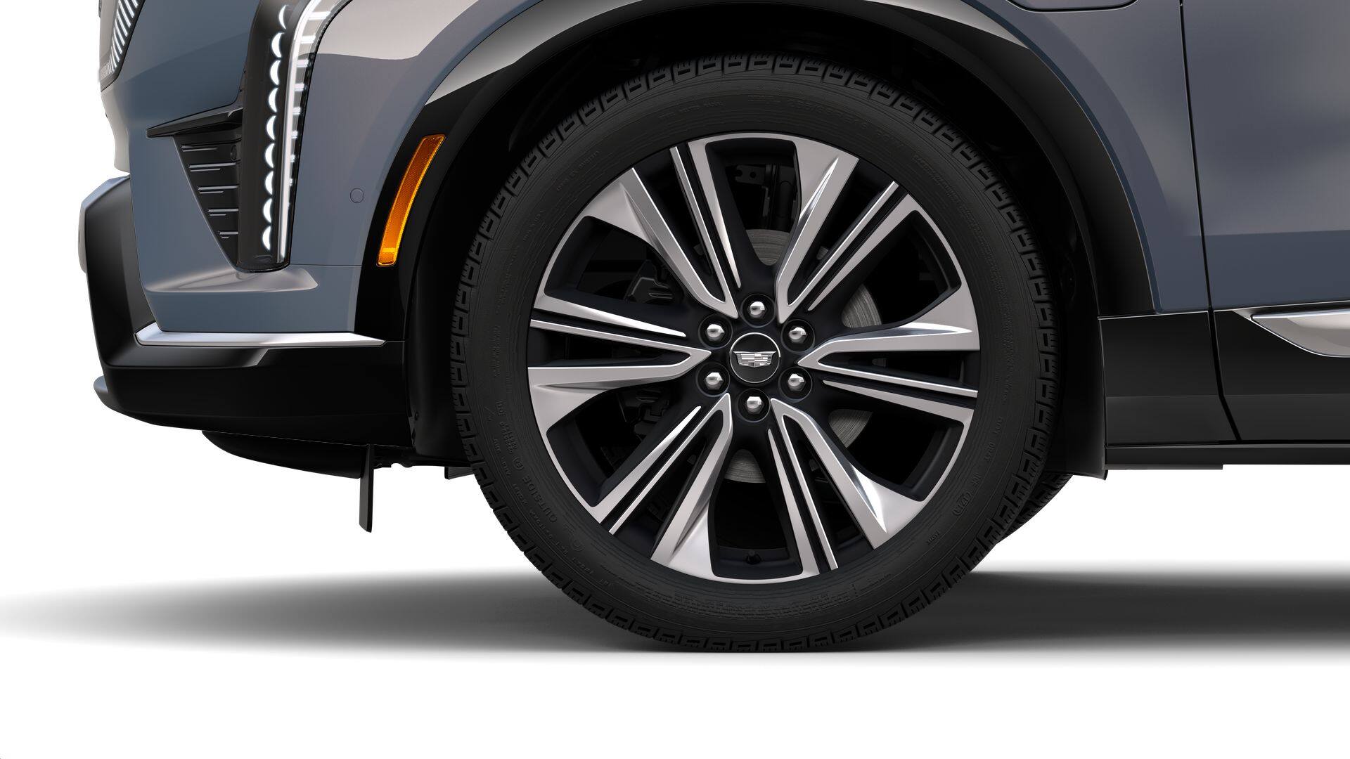 2025 Cadillac OPTIQ Luxury 2