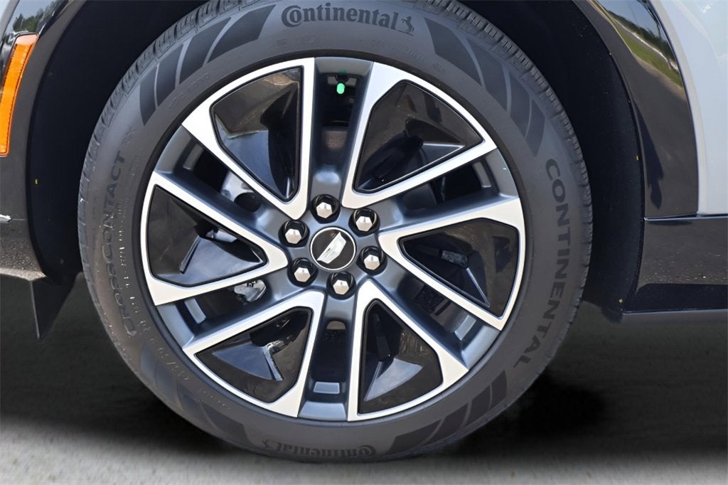 2025 Cadillac OPTIQ Sport 1