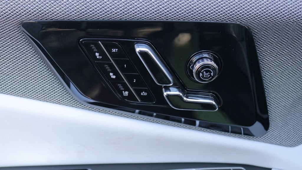 2027 Cadillac OPTIQ Premium Sport