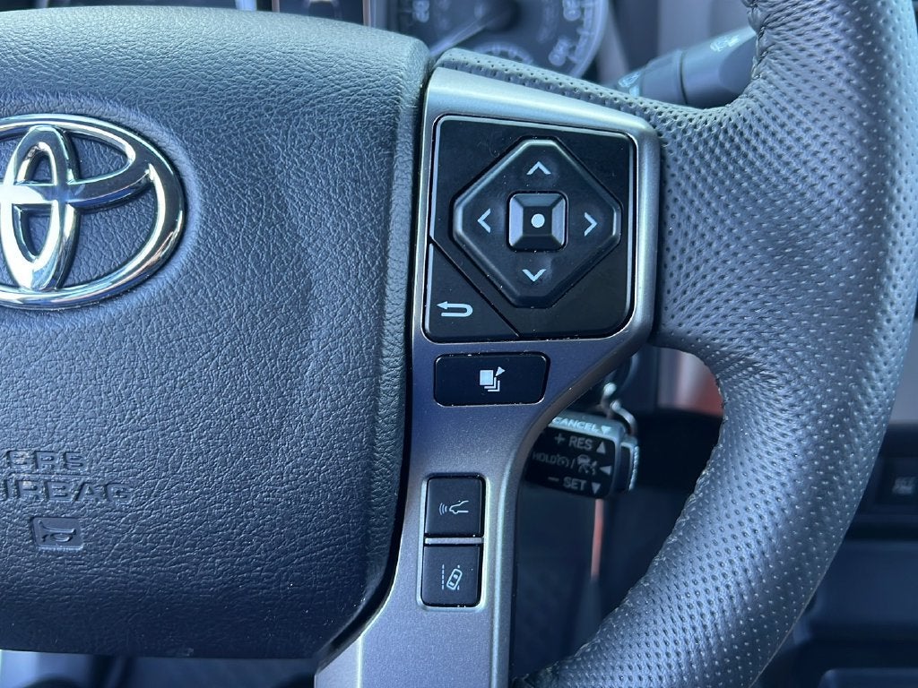 2022 Toyota Tacoma 2WD SR5