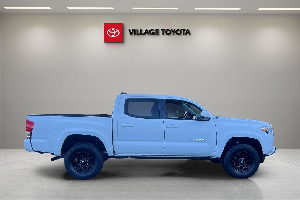 2022 Toyota Tacoma 2WD SR5