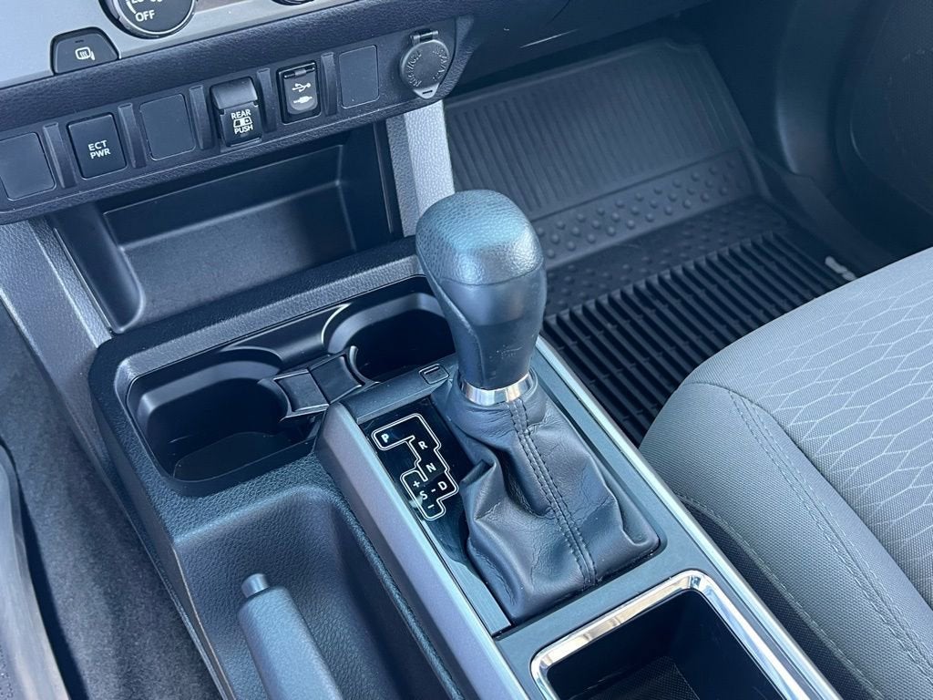 2019 Toyota Tacoma 2WD SR5