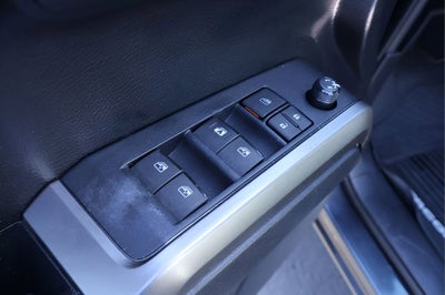 2020 Toyota Tacoma 2WD SR5