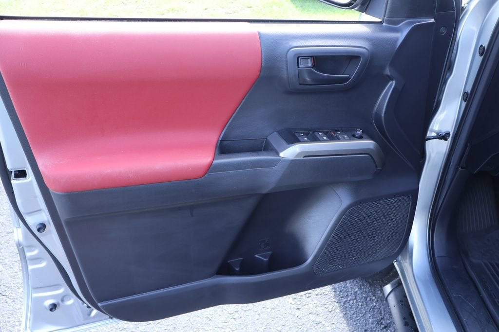2023 Toyota Tacoma 4WD SR