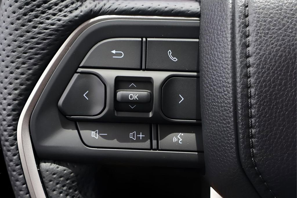 2025 Toyota Tacoma 2WD SR5