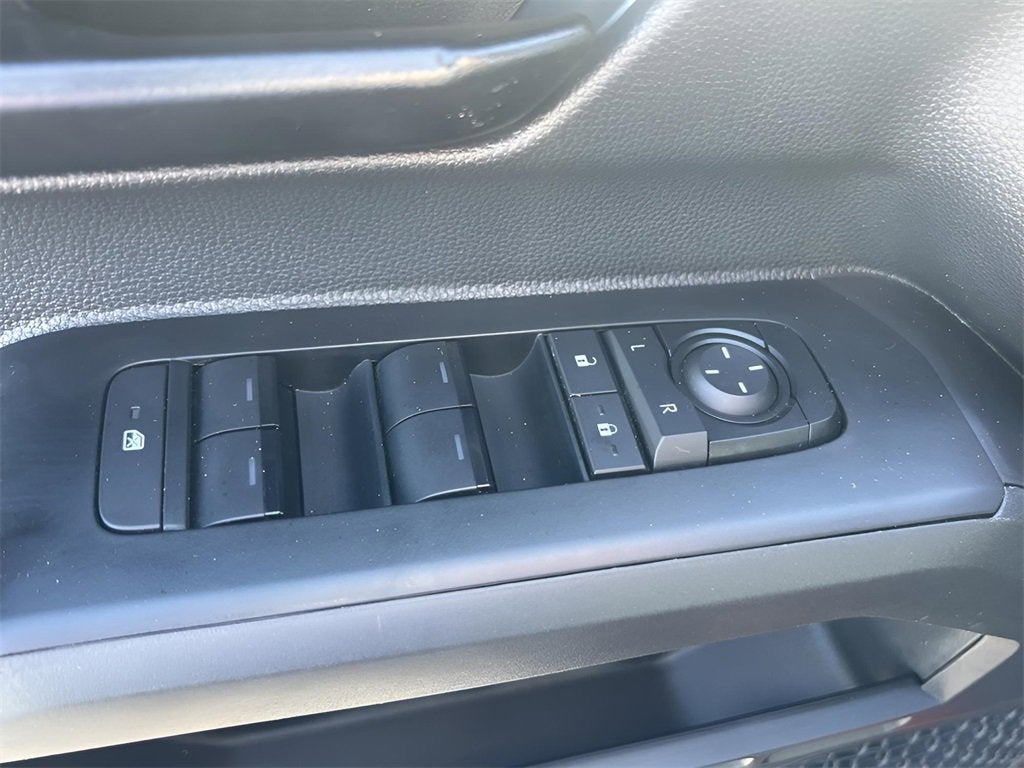 2025 Toyota Tacoma 2WD SR5