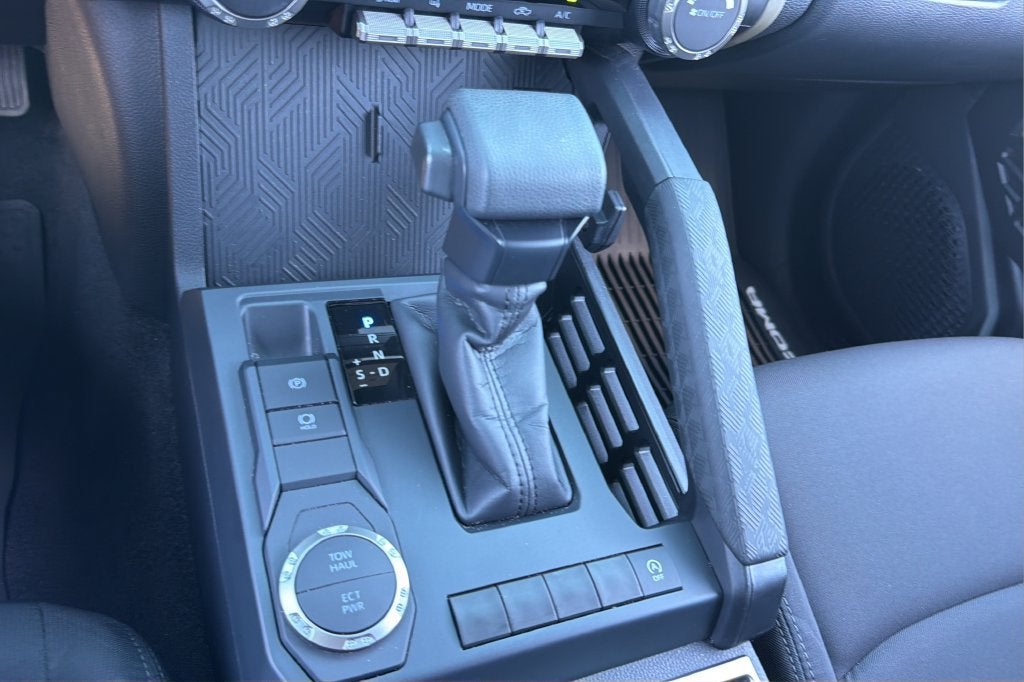 2026 Toyota Tacoma 2WD SR5