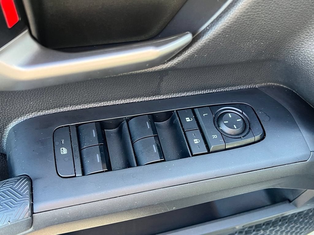 2024 Toyota Tacoma 2WD SR5