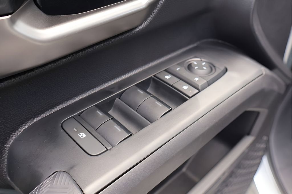 2025 Toyota Tacoma 4WD TRD Sport Hybrid