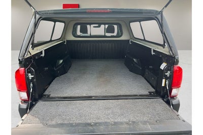 2022 Toyota Tacoma 2WD SR