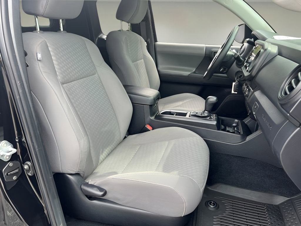 2022 Toyota Tacoma 2WD SR
