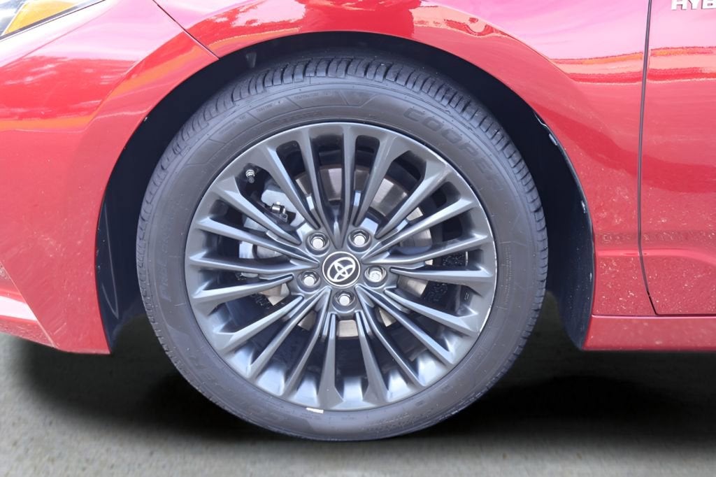 2019 Toyota Avalon Hybrid Limited